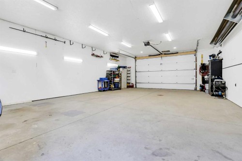 284 Vanson Close, Red Deer, AB - Indoor Photo Showing Garage