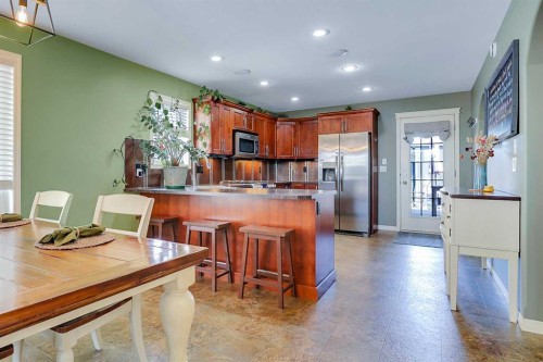 284 Vanson Close, Red Deer, AB - Indoor