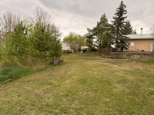 5116 48 Street, Hardisty, AB 