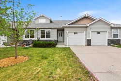 424 Jenkins Drive Red Deer, AB T4P 3X1