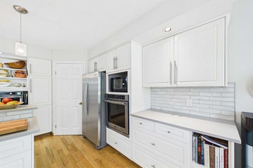 3740 43A Avenue, Red Deer, AB - Indoor Photo Showing Kitchen