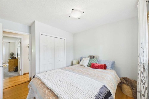 3740 43A Avenue, Red Deer, AB - Indoor Photo Showing Bedroom