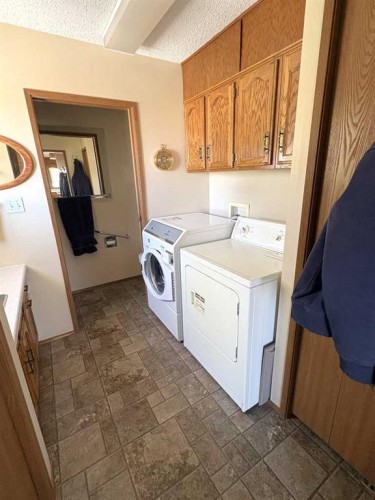 42567 Highway 856, Rural Flagstaff County, AB - Indoor Photo Showing Laundry Room