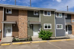 18-5806 61 Street Red Deer, AB T4N 6H4