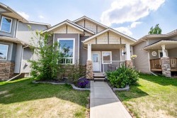 32 Reynolds Road Sylvan Lake, AB T4S 0C2