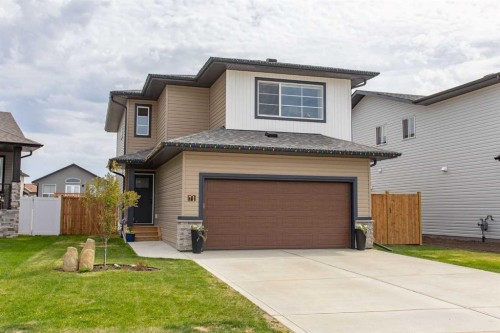 71 Bardwell Way  Sylvan Lake, AB T4S 0V4