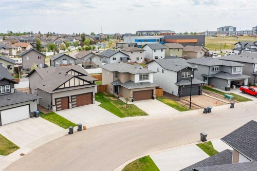 71 Bardwell Way, Sylvan Lake, AB - Outdoor With Facade