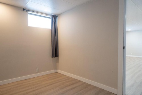3 Montcalm Avenue, Camrose, AB - Indoor Photo Showing Other Room