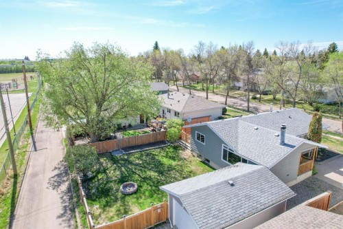3 Montcalm Avenue, Camrose, AB - Outdoor