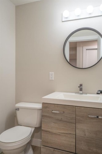 3 Montcalm Avenue, Camrose, AB - Indoor Photo Showing Bathroom