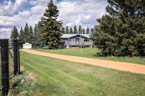 19252 462 Township  Rural Camrose County, AB T4V 1X8