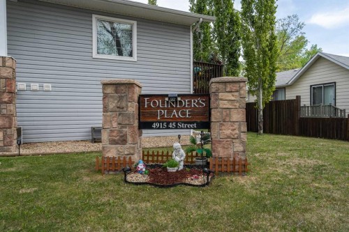 201-4915 45 Street  Camrose, AB T4V 1E3