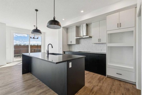 73 Sora Gate Se, Calgary, AB - Indoor Photo Showing Kitchen With Upgraded Kitchen