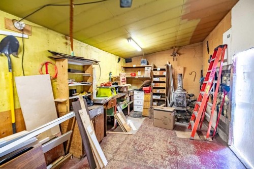 8 52 Street, Bluffton, AB - Indoor