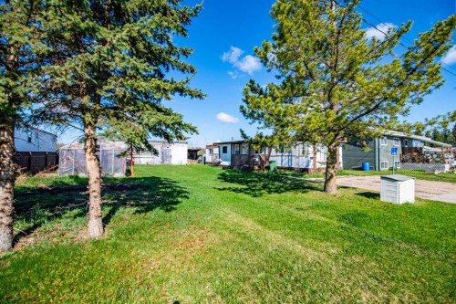 8 52 Street, Bluffton, AB - Outdoor