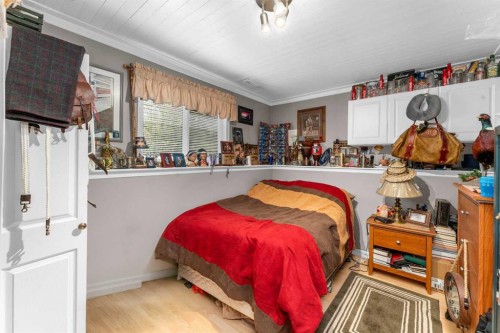 45 Durand Crescent, Red Deer, AB - Indoor Photo Showing Bedroom