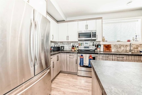739 Cypress Lane, Springbrook, AB 