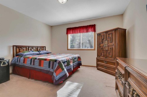 2 Janko Close, Red Deer, AB - Indoor Photo Showing Bedroom