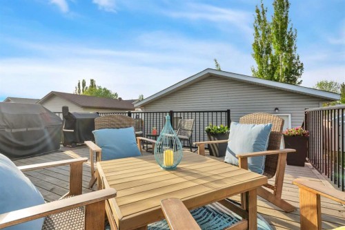 182 Kidd Close, Red Deer, AB - Outdoor With Deck Patio Veranda With Exterior