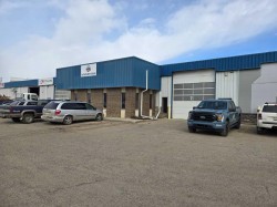170-8319 Chiles Industrial Avenue Red Deer, AB T4P 2V5