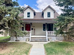 3738 45 Street Red Deer, AB T4N 1J4