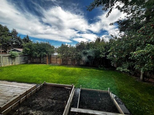 31 Macfarlane Avenue, Red Deer, AB - Outdoor