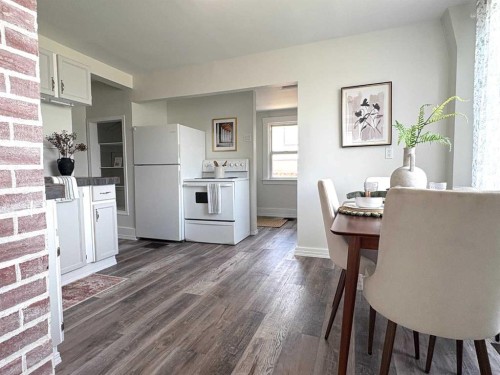 5129 48 Avenue, Ponoka, AB - Indoor