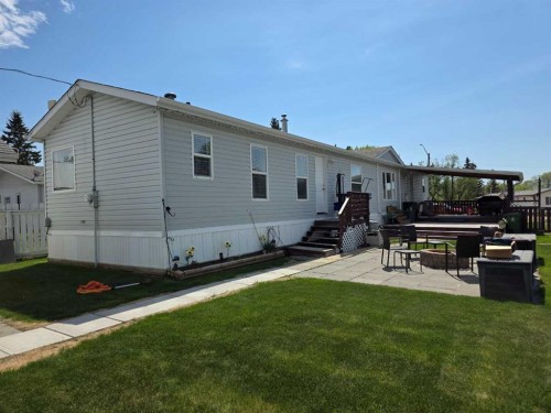 5012 53 Avenue, Breton, AB 