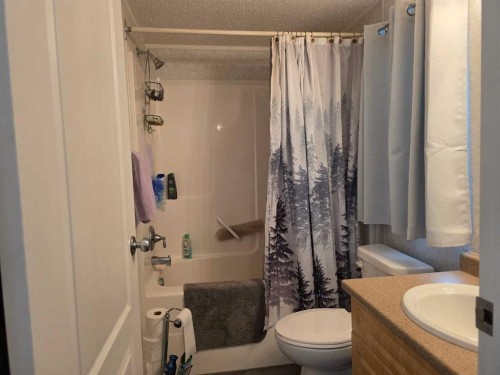 5012 53 Avenue, Breton, AB 