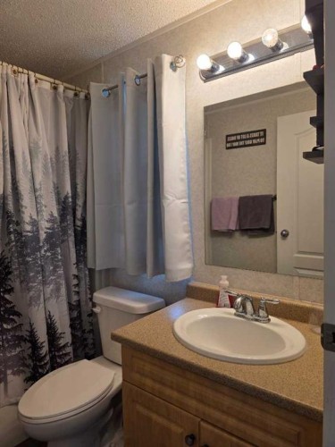 5012 53 Avenue, Breton, AB 