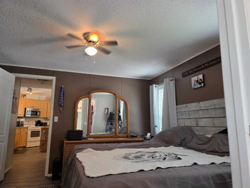 5012 53 Avenue, Breton, AB 