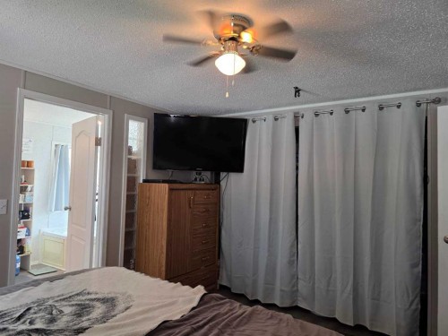 5012 53 Avenue, Breton, AB 