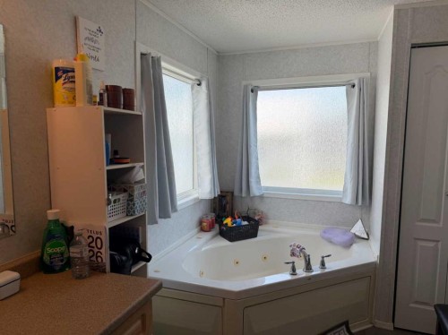 5012 53 Avenue, Breton, AB 