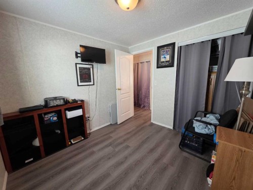 5012 53 Avenue, Breton, AB 