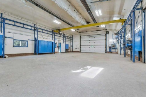 374079 Range Road 4-2, Rural Clearwater County, AB - Indoor Photo Showing Garage