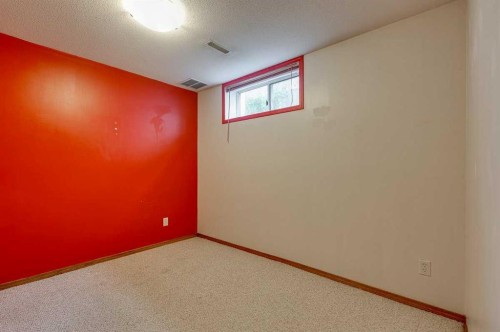 24 Bruns Bay, Lacombe, AB - Indoor Photo Showing Other Room
