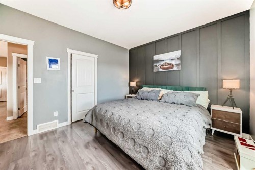 128 Almond Crescent, Blackfalds, AB - Indoor Photo Showing Bedroom