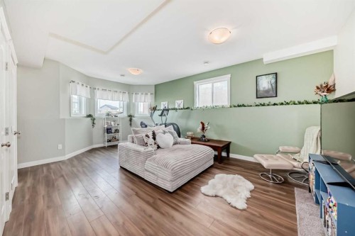 128 Almond Crescent, Blackfalds, AB - Indoor Photo Showing Bedroom