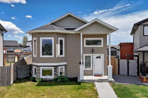 128 Almond Crescent, Blackfalds, AB - Outdoor