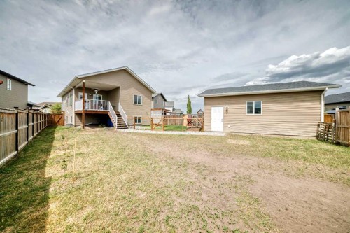 128 Almond Crescent, Blackfalds, AB - Outdoor With Exterior