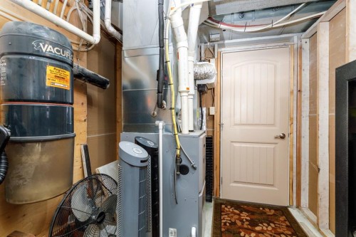 1805 27 Avenue, Delburne, AB - Indoor Photo Showing Basement