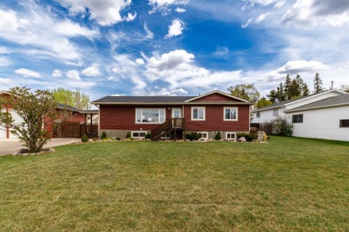 1805 27 Avenue, Delburne, AB - Outdoor