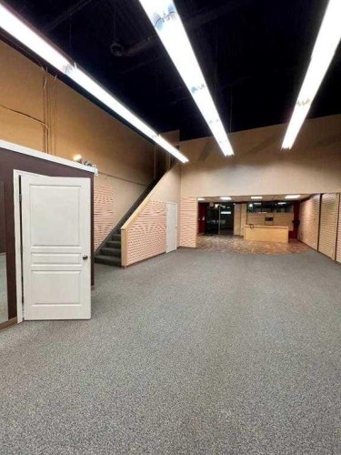 7875 48 Avenue, Red Deer, AB 
