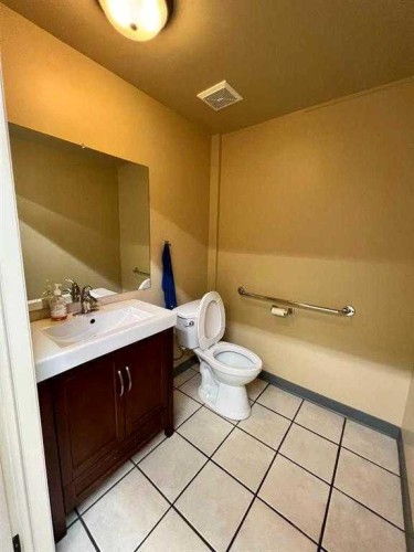 7875 48 Avenue, Red Deer, AB 
