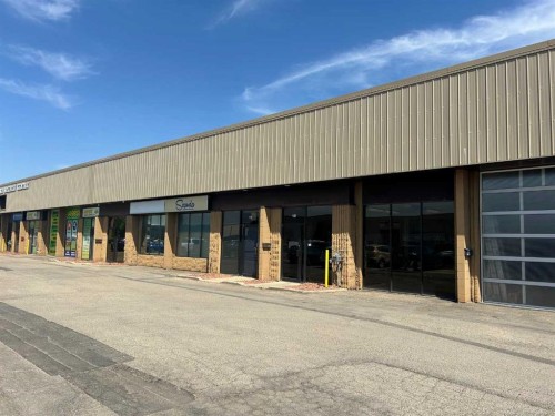 7875 48 Avenue, Red Deer, AB 