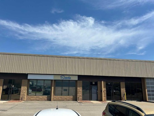 7875 48 Avenue, Red Deer, AB 