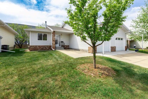 59-2816 Botterill Crescent, Red Deer, AB - Outdoor