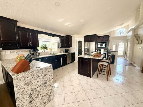 205-1 Ave Avenue West, Buck Lake, AB - Indoor Photo Showing Kitchen