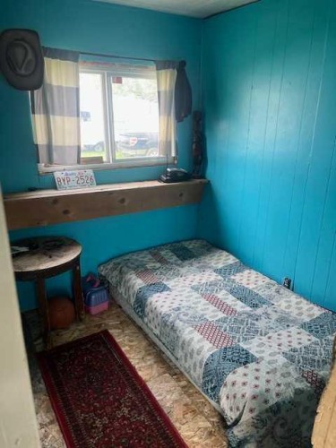 4445 Park Cresent, Coronation, AB - Indoor Photo Showing Bedroom