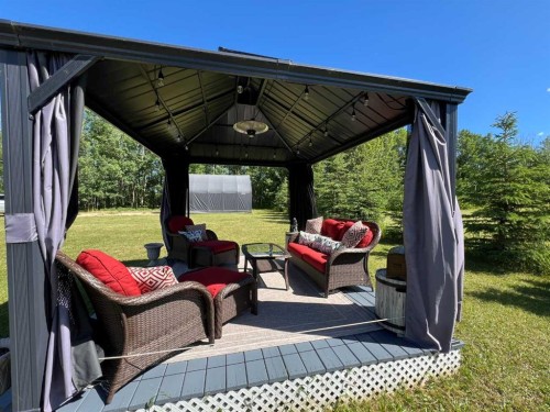 11013 Township Road 423, Rural Ponoka County, AB 